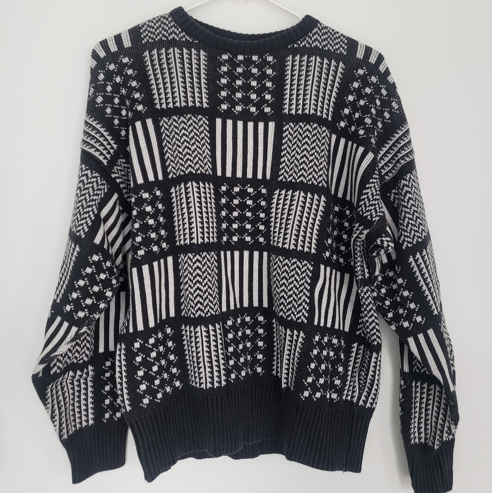 Vintage Liz Sport crew sweater Small - Made in USA